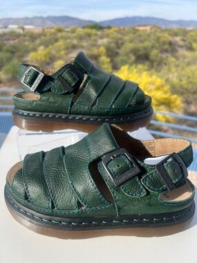 Vintage Dr. Martens Chunky Green Leather Platform Fisherman Y2K Sandals